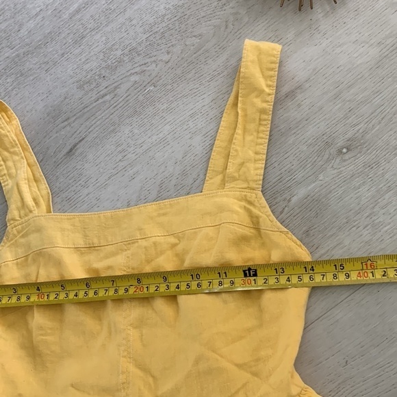 Urban Outfitters‎ Small Yellow Crop Top smocked linen blend straps ruffle size S - Picture 5 of 8